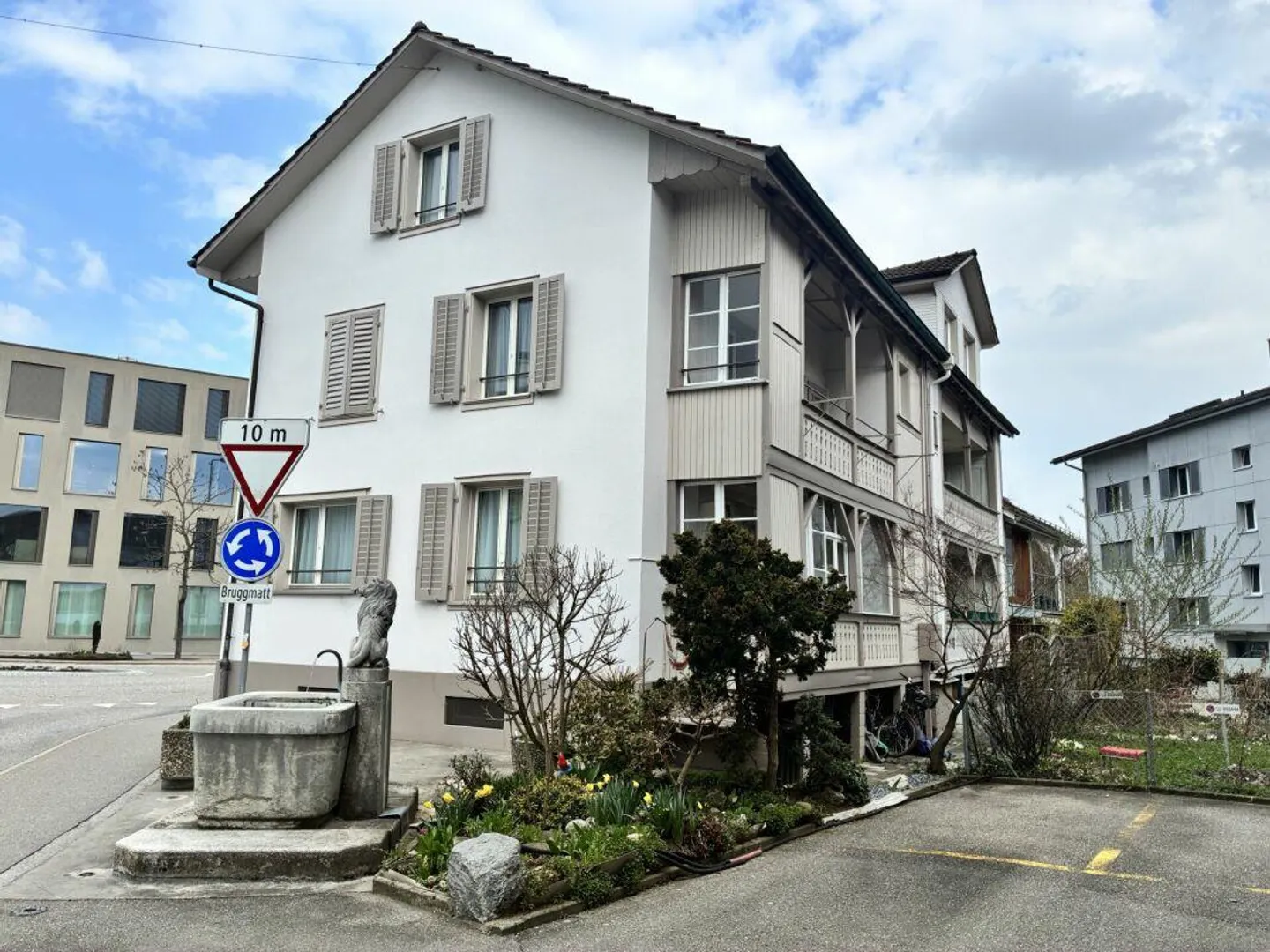 Charming Residential Paradise - Renovated Old Building Apartment in the Center of W... - Photo 10 of 13