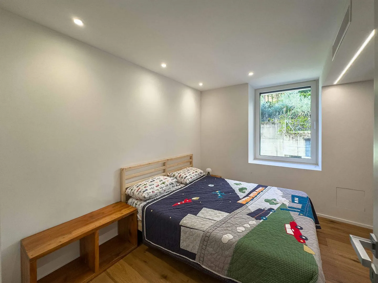 Villa di design con vista lago - Foto 6 di 9