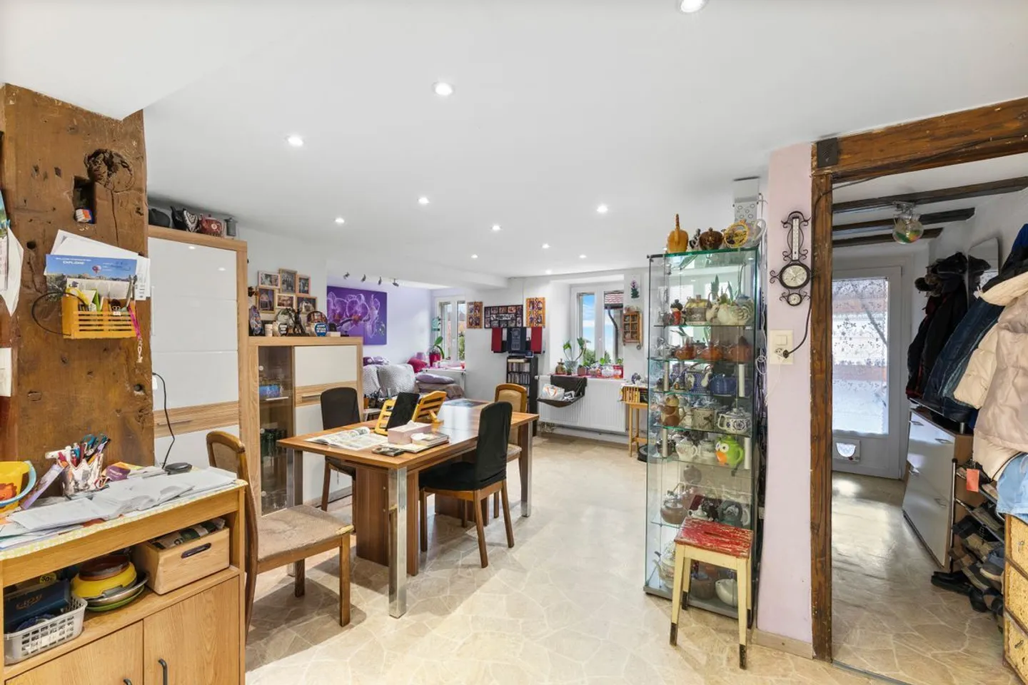 Ein charmantes Dorfhaus mit Scheune in Pailly - Foto 10 von 13