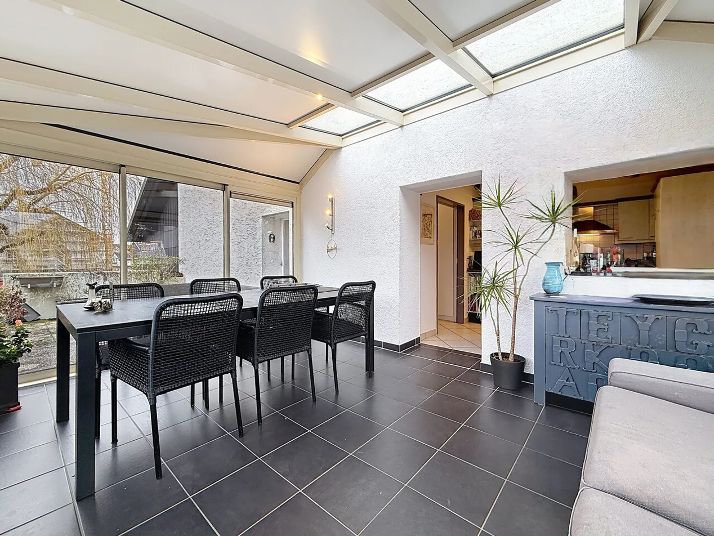 Charming duplex with terrace and balcony - Photo 2 of 14