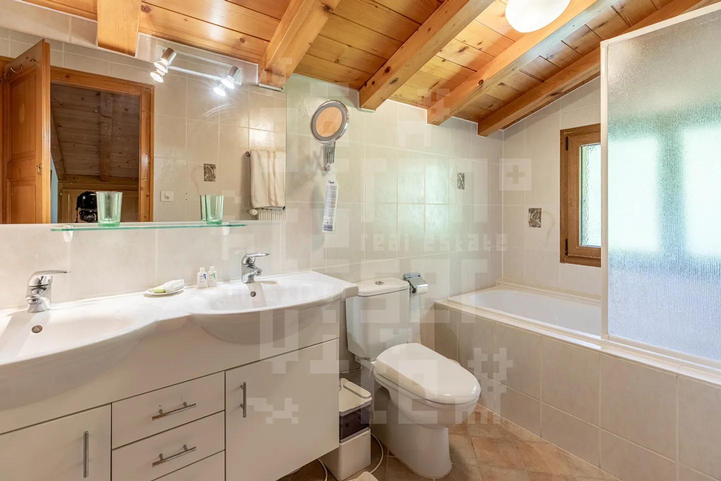 Chalet Charmant avec Vues Étonnantes - Photo 41 sur 47