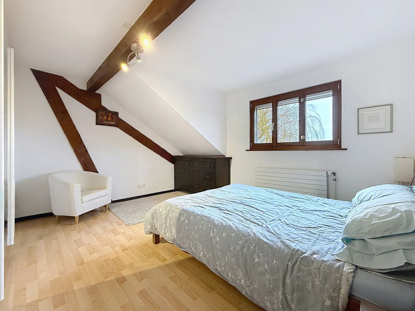 Charming duplex with terrace and balcony - Photo 11 of 14