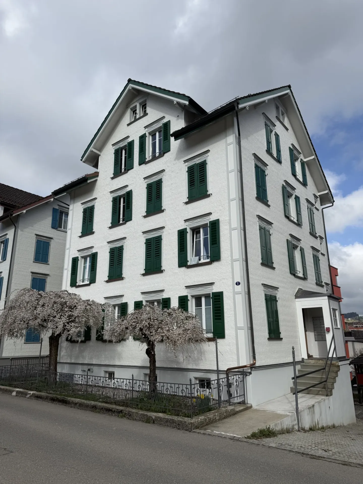 Appartamento 2 locali accogliente con balcone - Foto 1 di 8