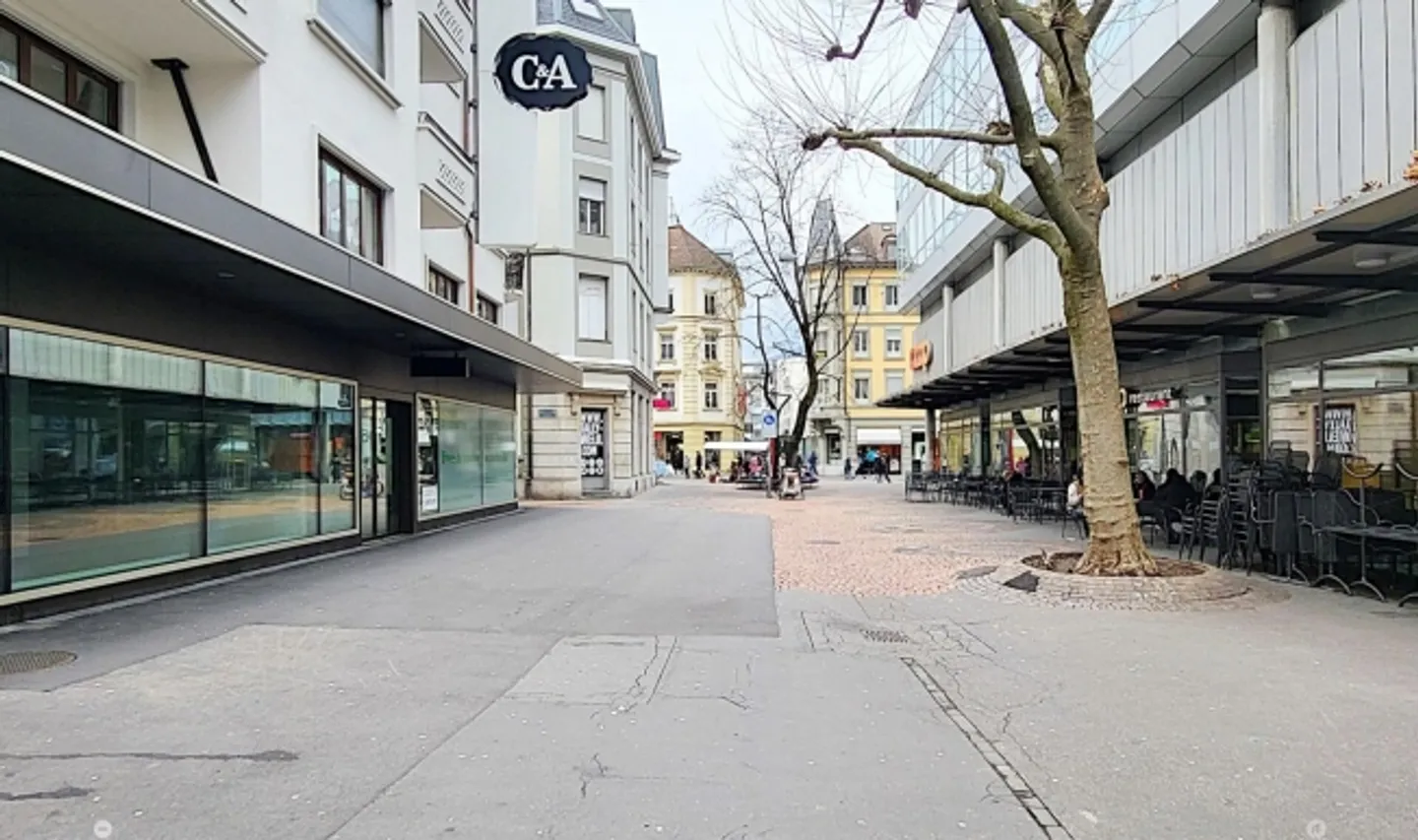 Sales area in an exciting location in Biel! - Photo 5 of 9