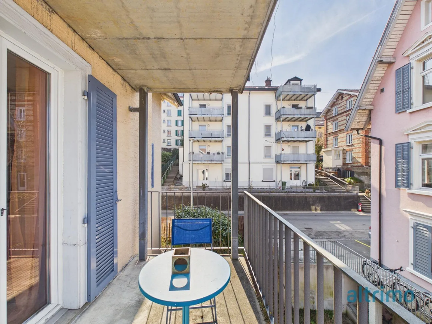 3-room apartment in a quiet location near the city center - Photo 2 of 6