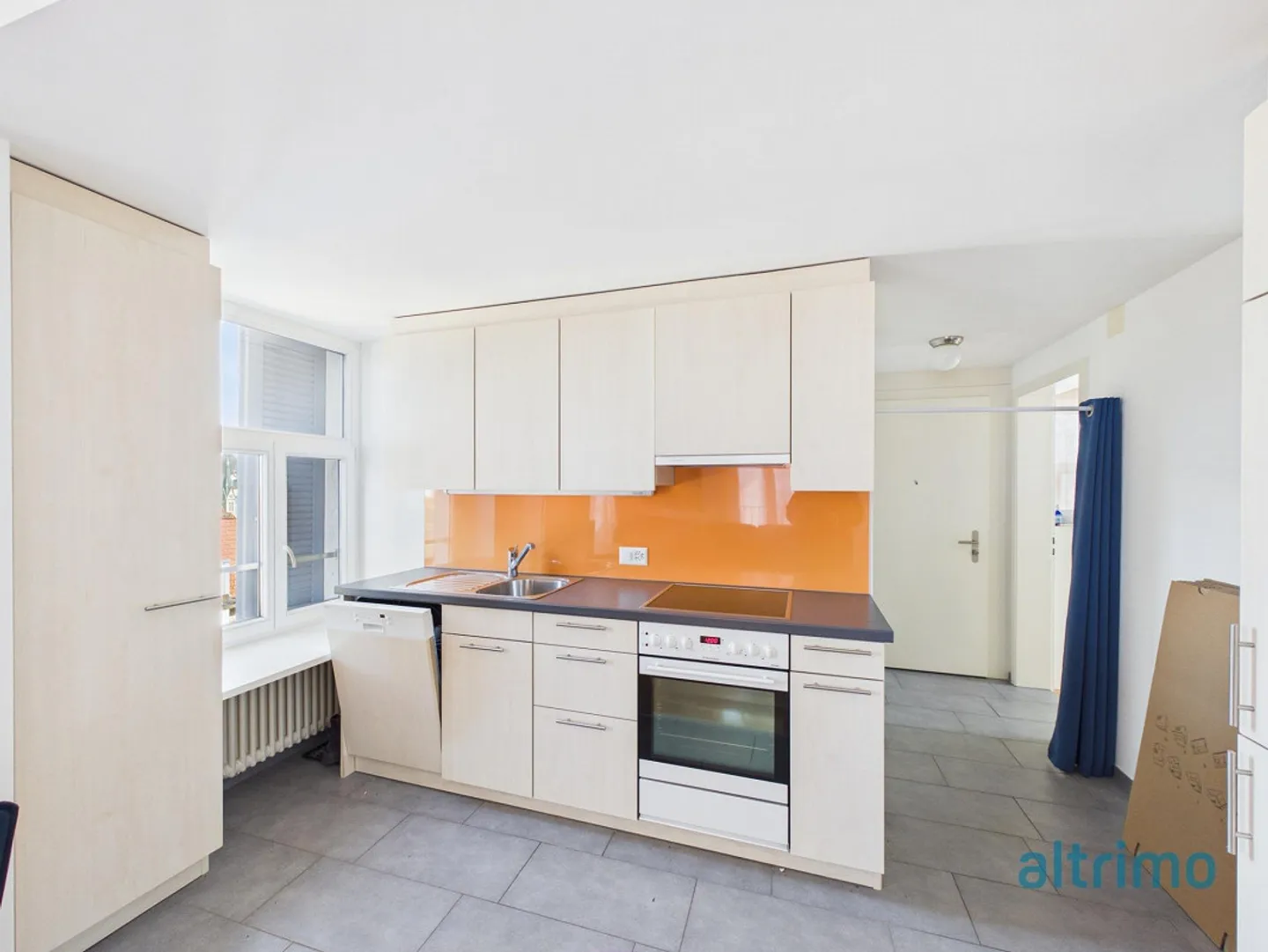 3-room apartment in a quiet location near the city center - Photo 4 of 6