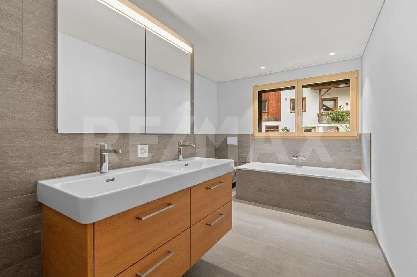 Nuova costruzione - Ultimo appartamento di 3 ½ stanze n. 3 al piano superiore, casa 'Eule'... - Foto 7 di 13