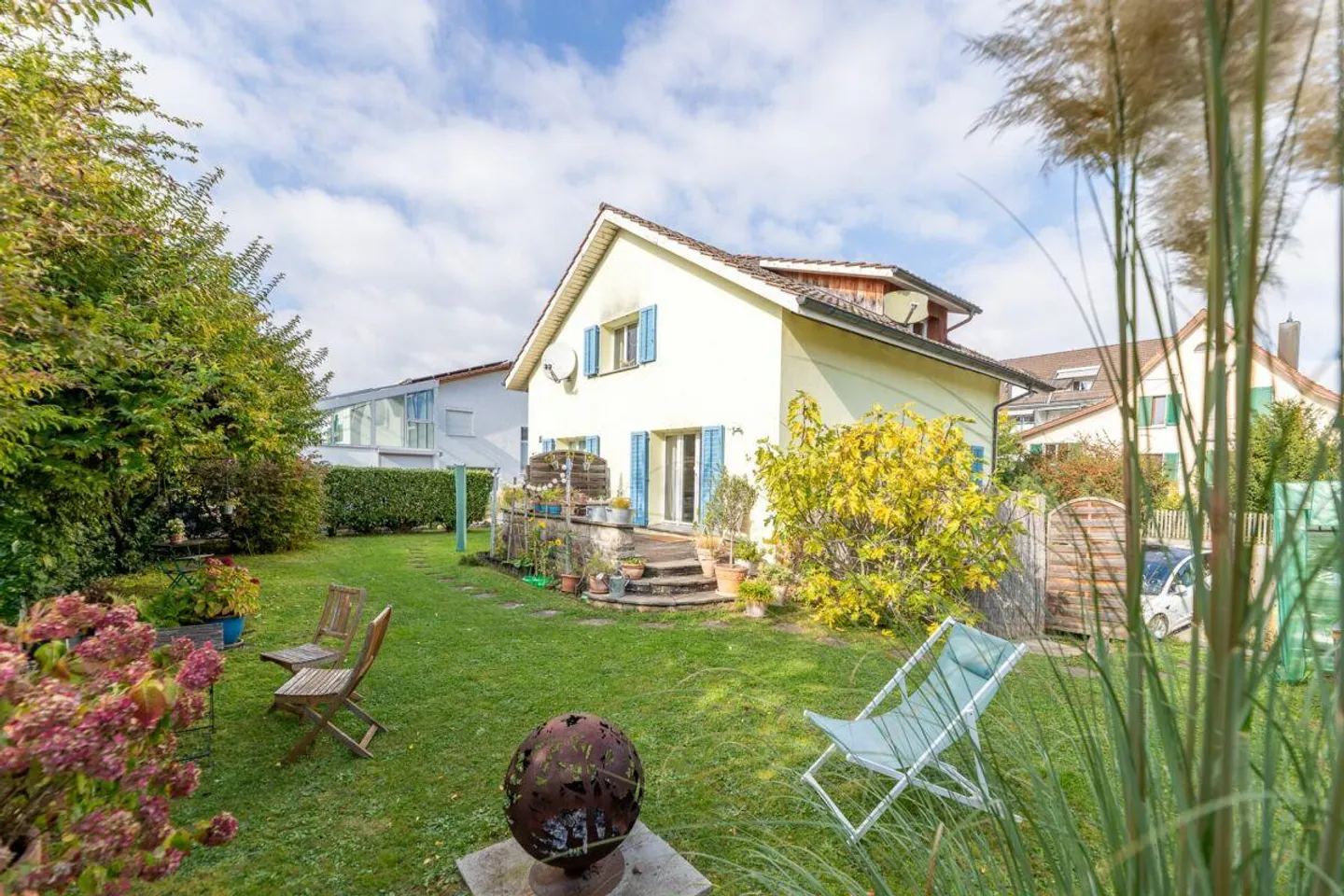 Ihr Familientraum im Grünen ist zentral gelegen - Foto 10 von 12