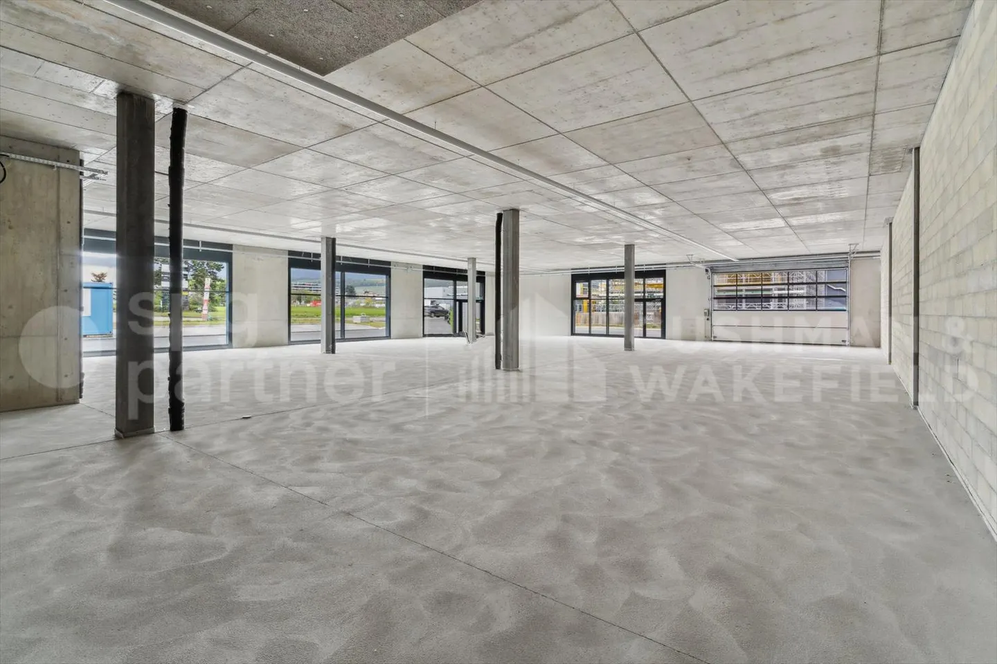 Nuovo a Gland - Grande superficie commerciale - industriale / 600m2 - Foto 5 di 9