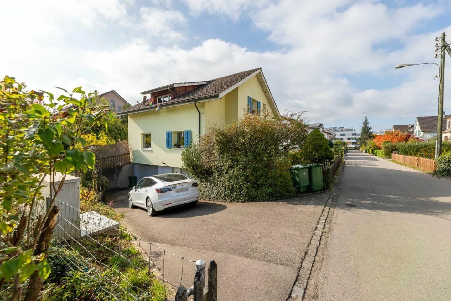 Ihr Familientraum im Grünen ist zentral gelegen - Foto 11 von 12