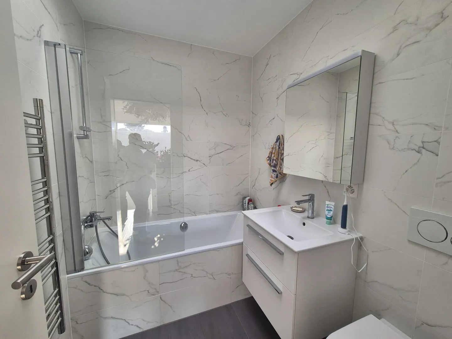 Incantevole Villa Familiare in Svizzera - Foto 9 di 10