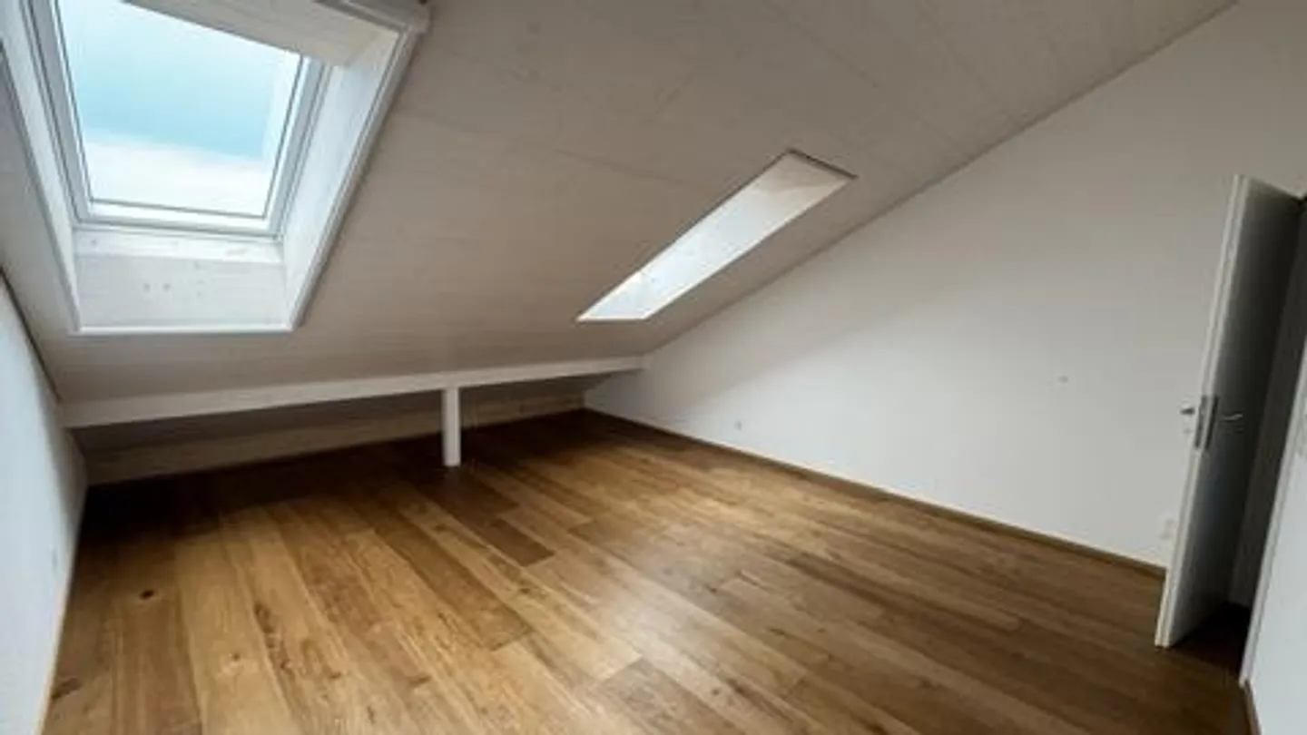 Spacious living with great views, wide outlook and relaxation - Photo 2 of 9