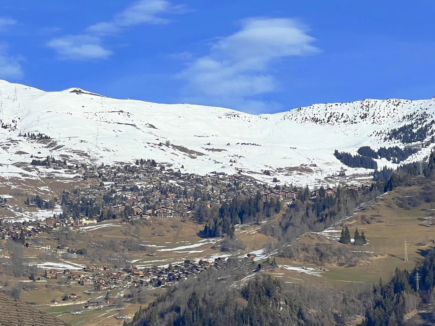 Rara proprietà alpina con lotto edificabile e vista su Verbier - Foto 3 di 17