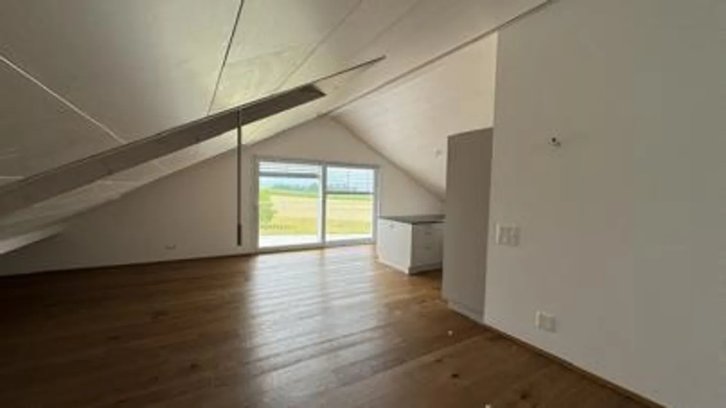 Spacious living with great views, wide outlook and relaxation - Photo 6 of 9