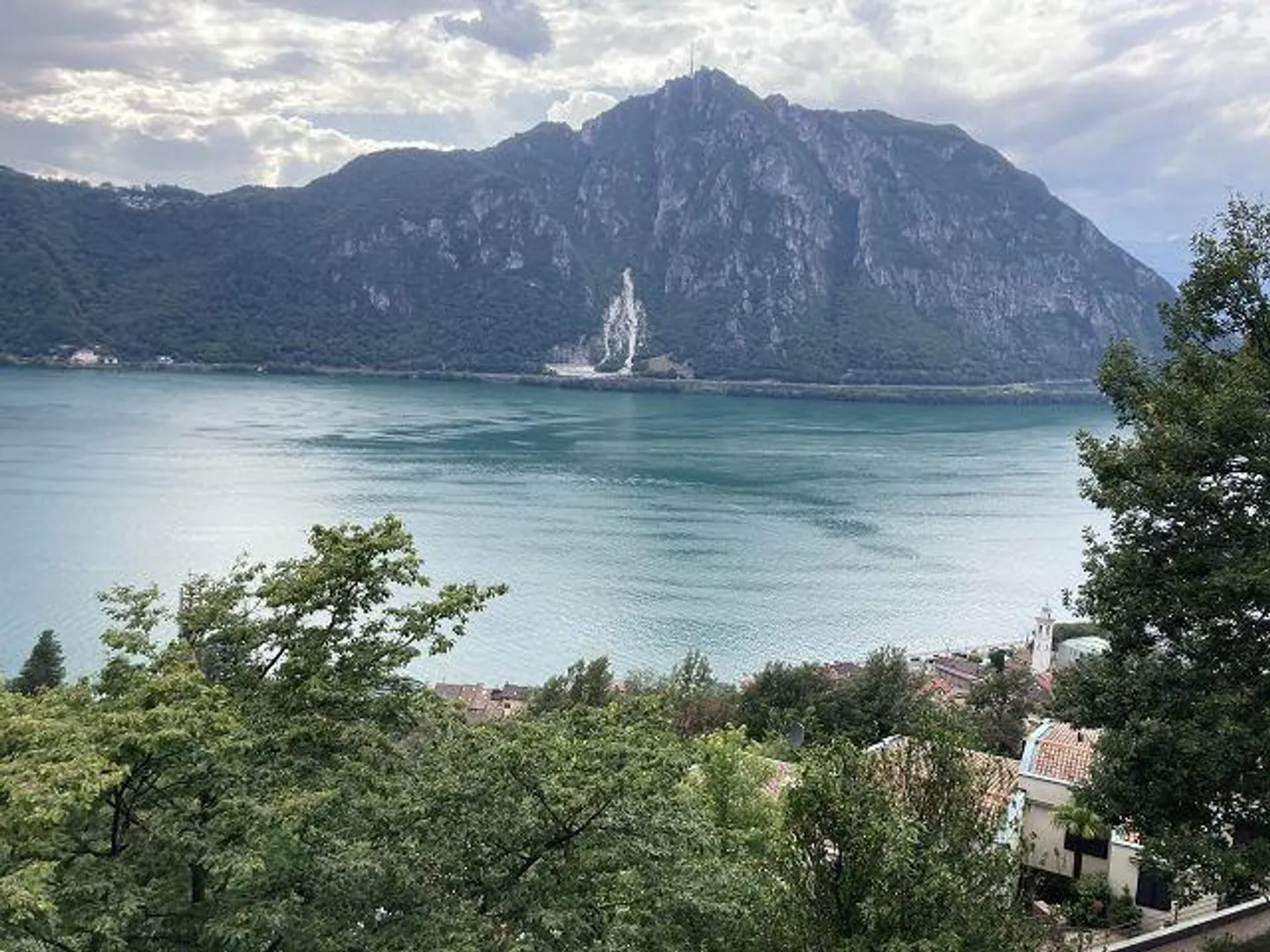 Building land of 3505 m2 in Campione d'Italia with great panoramic lake view - Photo 5 of 9