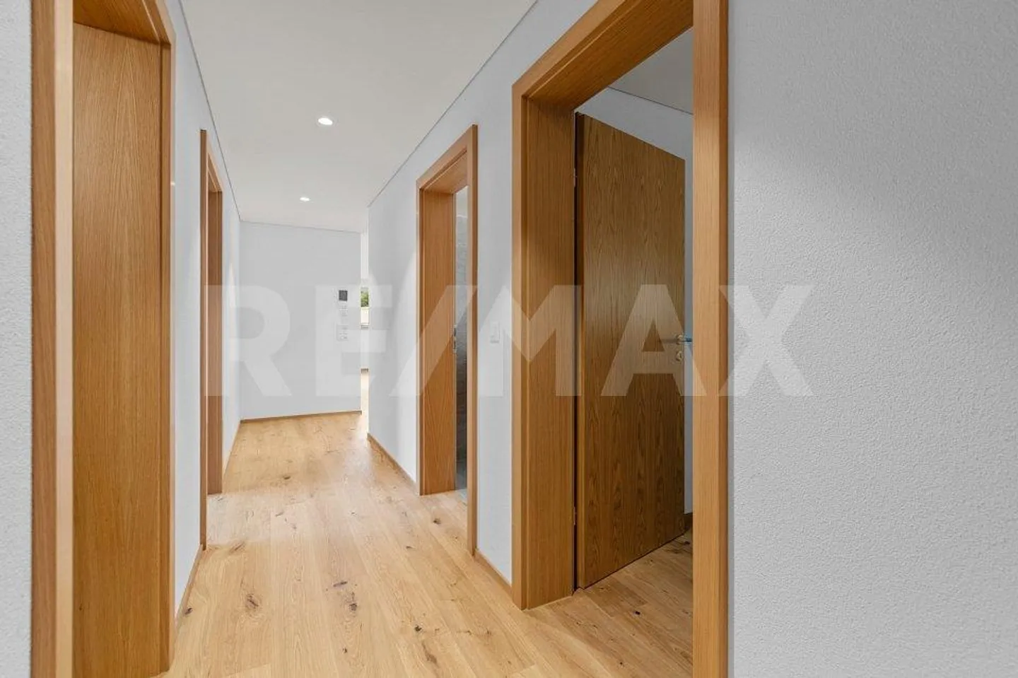 Nuova costruzione - Ultimo appartamento di 3 ½ stanze n. 3 al piano superiore, casa 'Eule'... - Foto 11 di 13