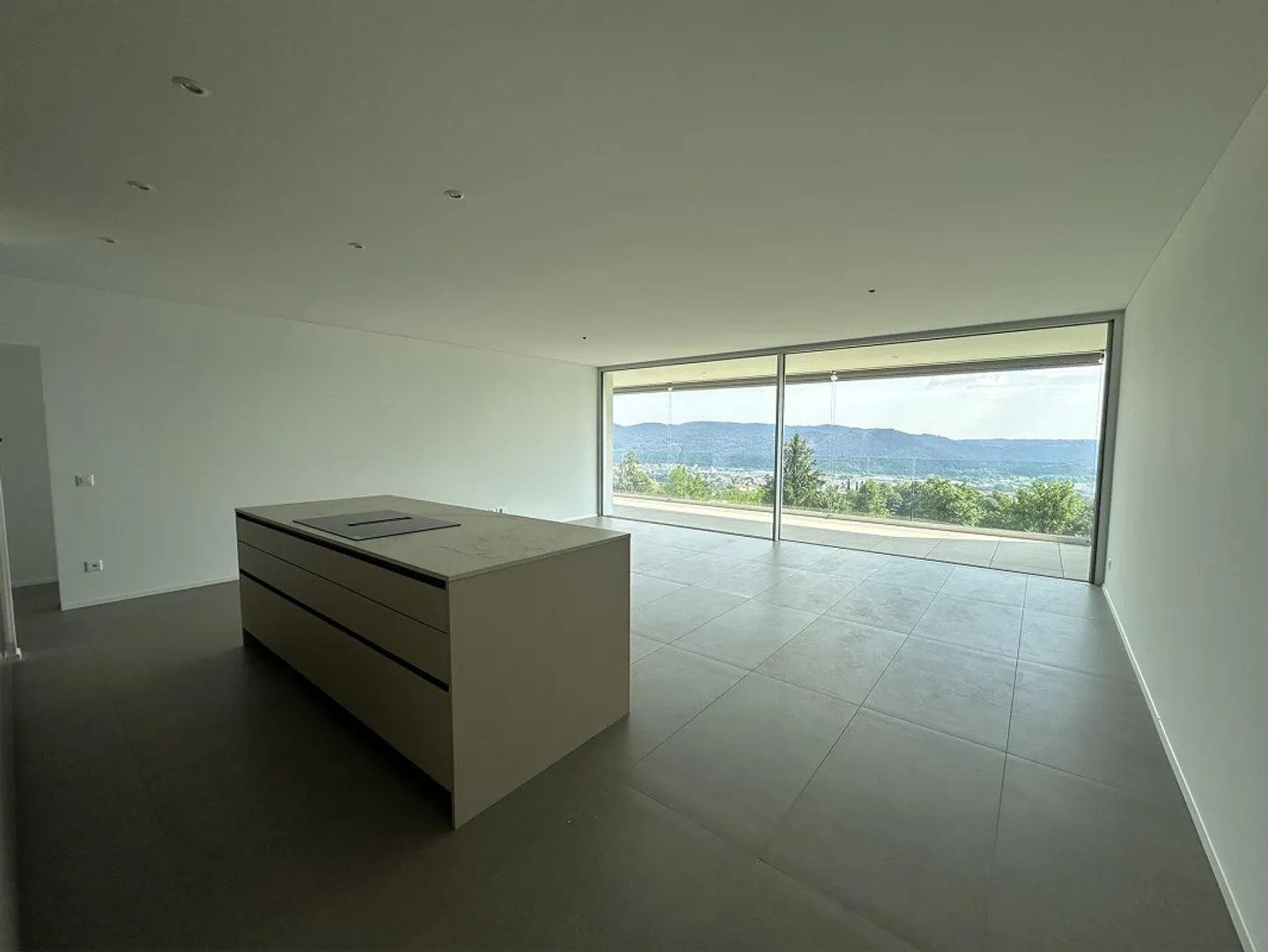 Apartment with panoramic terrace in new residence - Photo 1 of 11