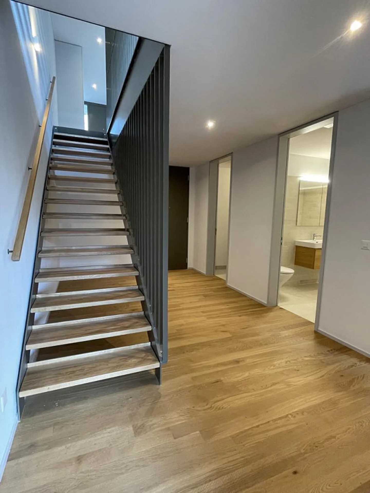 Spacious and modern 4½ maisonette - Photo 6 of 9