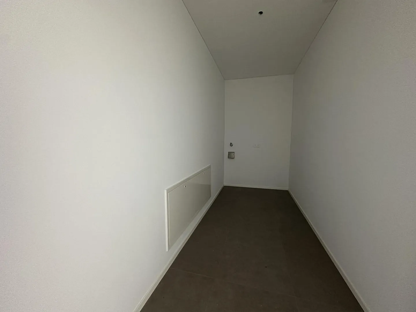 Apartment with panoramic terrace in new residence - Photo 6 of 11