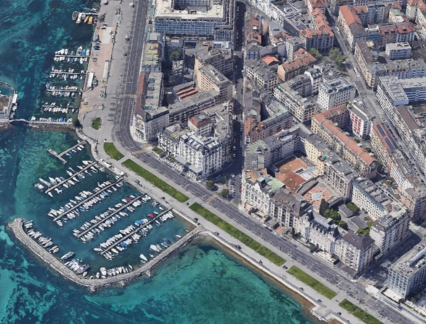 Edificio ad uso misto in vendita - Foto 1 di 11