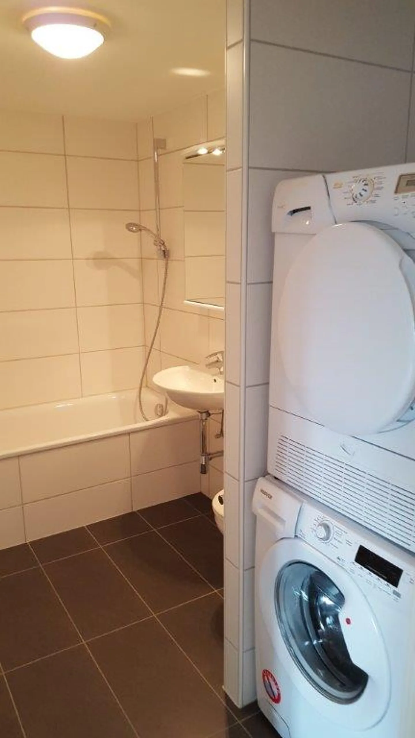 Appartement à louer - Photo 3 sur 5