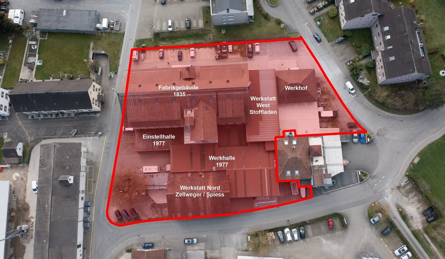Industriegebäude mit 75 Objekten (Werkstätten, Lager, Büros, Ateliers) und 55 Parkplätzen - Foto 5 von 13