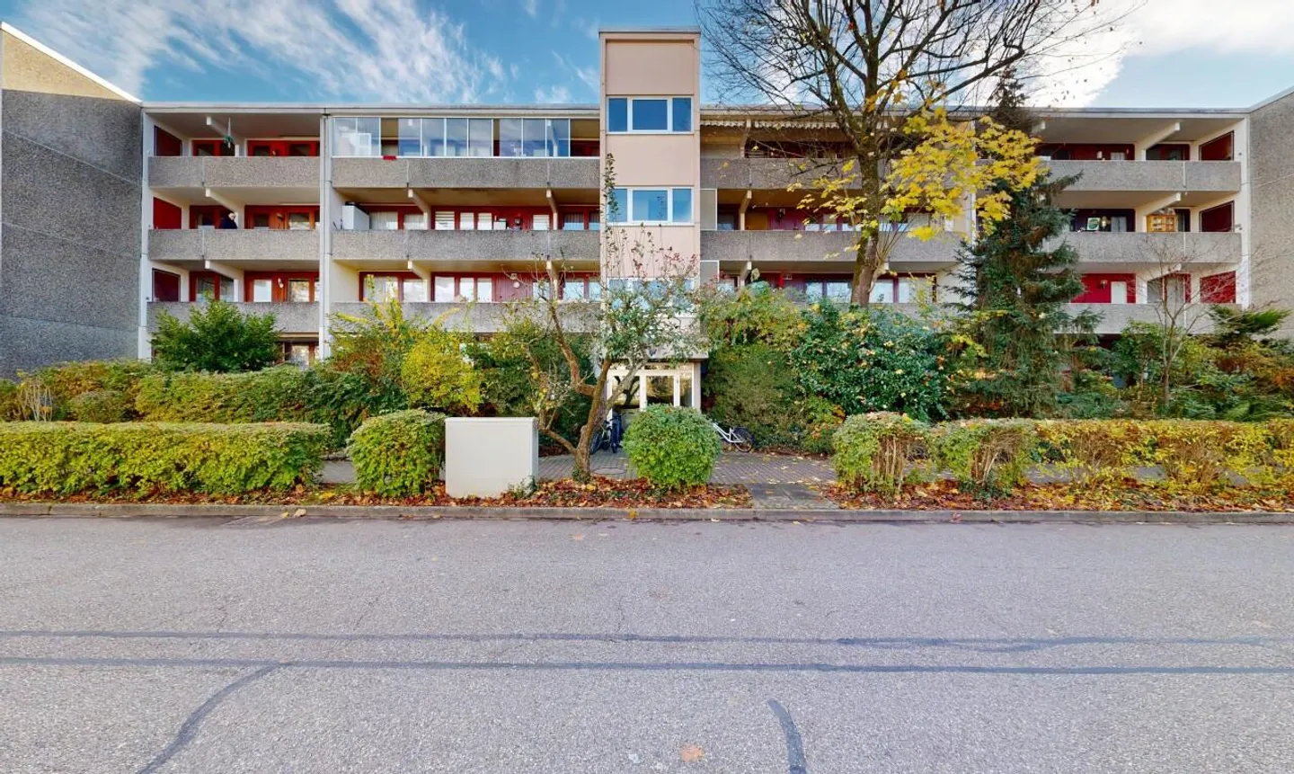 Ampio appartamento di 5,5 stanze con balcone soleggiato a Rheinfelden - Foto 1 di 11