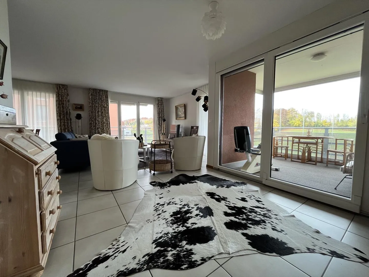 WITH A MAGNIFICENT LOGGIA AND A LARGE TERRACE - Photo 5 of 13