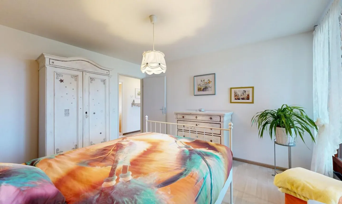 Ampio appartamento di 5,5 stanze con balcone soleggiato a Rheinfelden - Foto 10 di 11