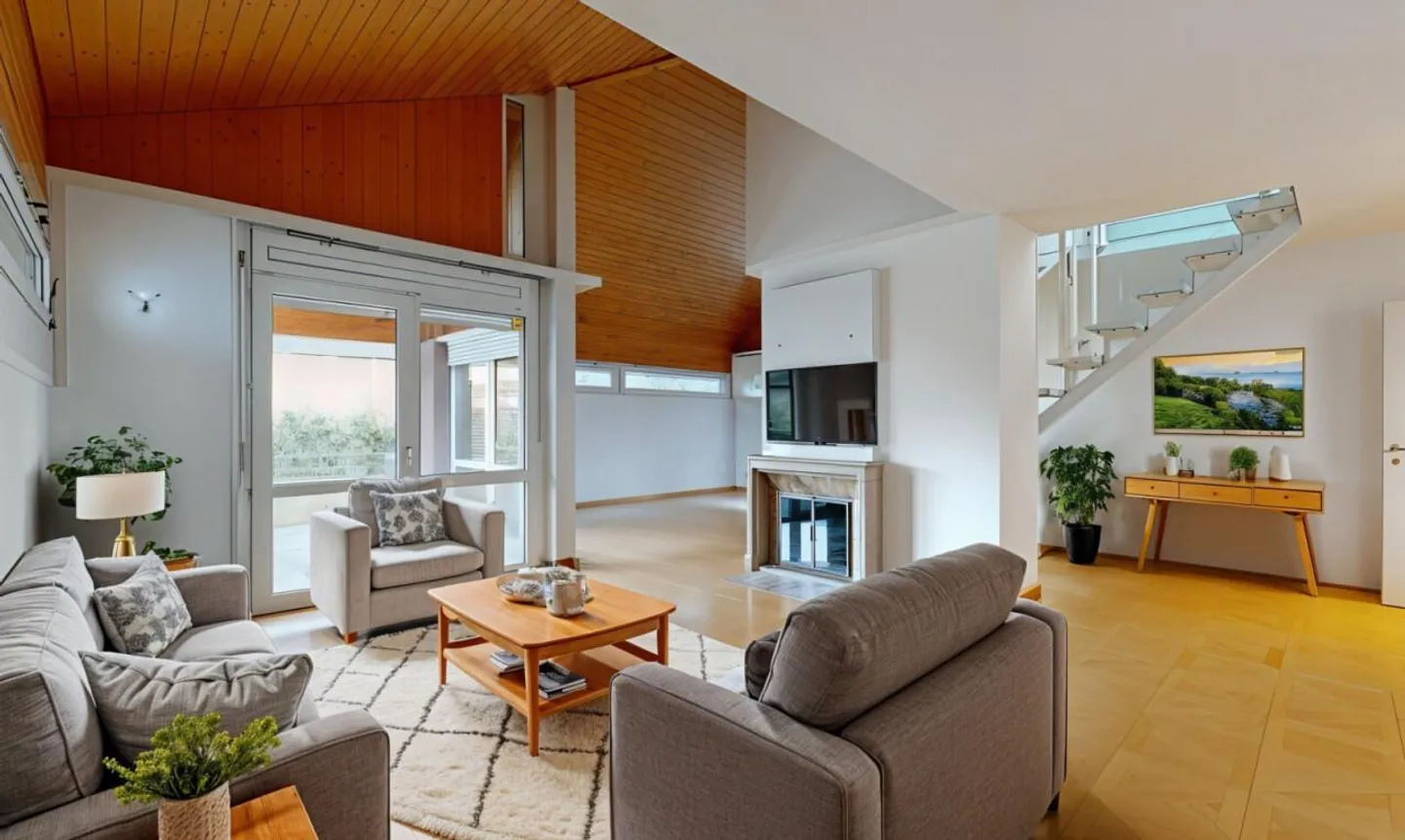 A stone's throw from the primary school - Photo 2 of 13