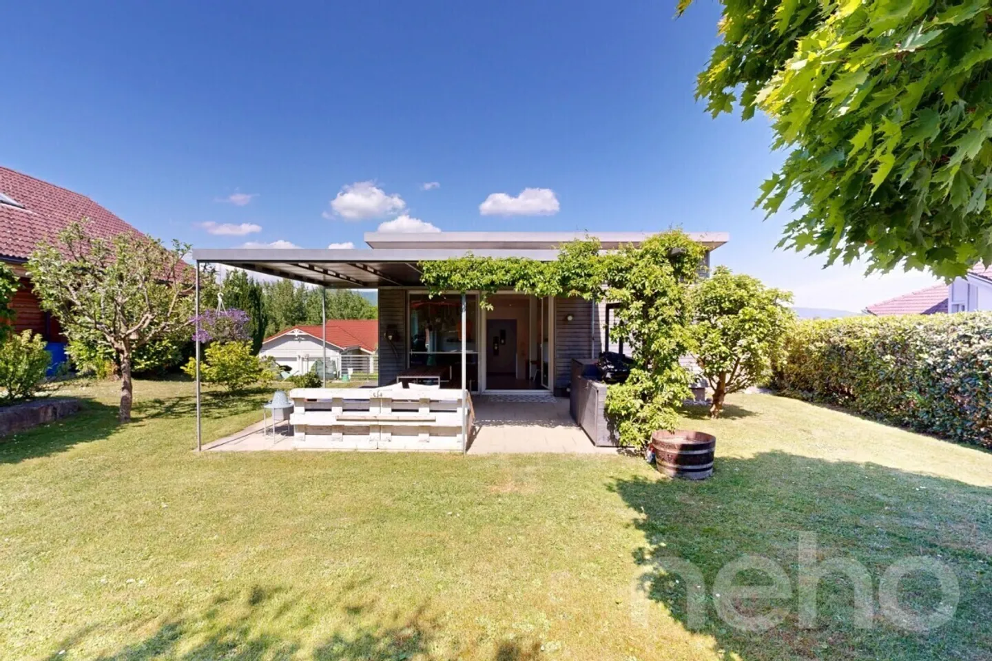 Casa unifamiliare ben tenuta di 5,5 locali con bel giardino a 8213 Neunkirch - Foto 12 di 12