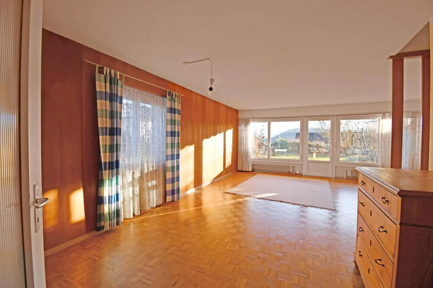 Living with a view and space for craftsmanship - Photo 6 of 13