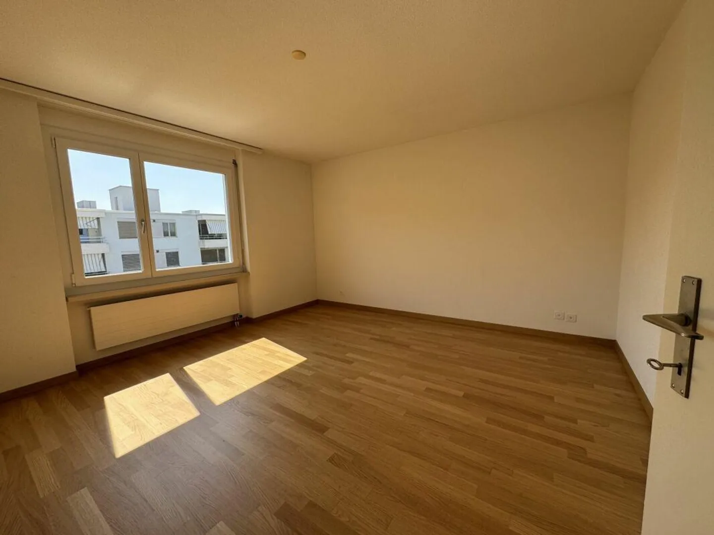 Accogliente appartamento di 3,5 stanze a Untersiggenthal - Foto 4 di 9