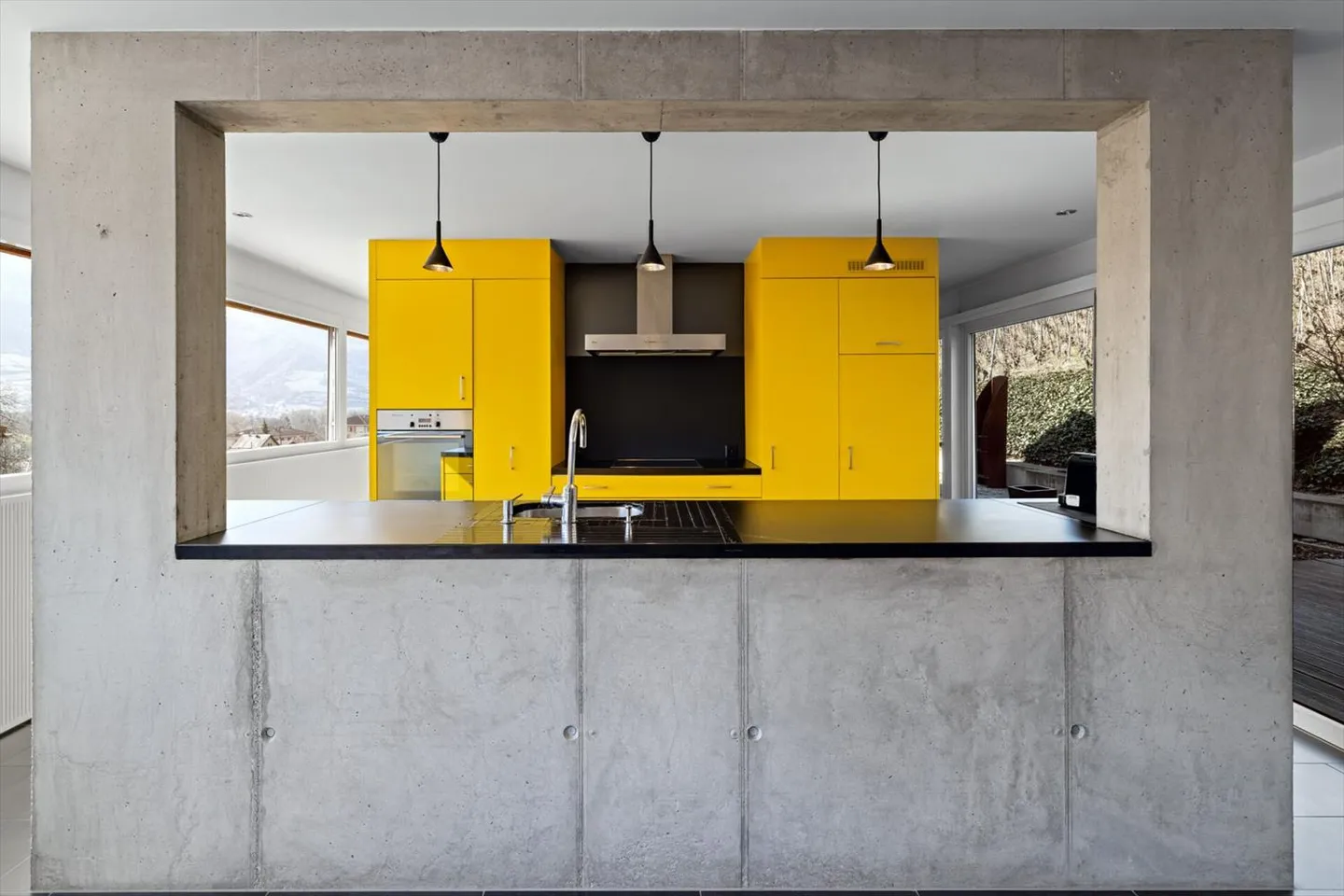VILLA CONTEMPORANEA ELEVATA 7 CAMERE ½ DI 215 M2 NEL CUORE DEI VIGNETI A NOËS (SIERRE) - Foto 7 di 13
