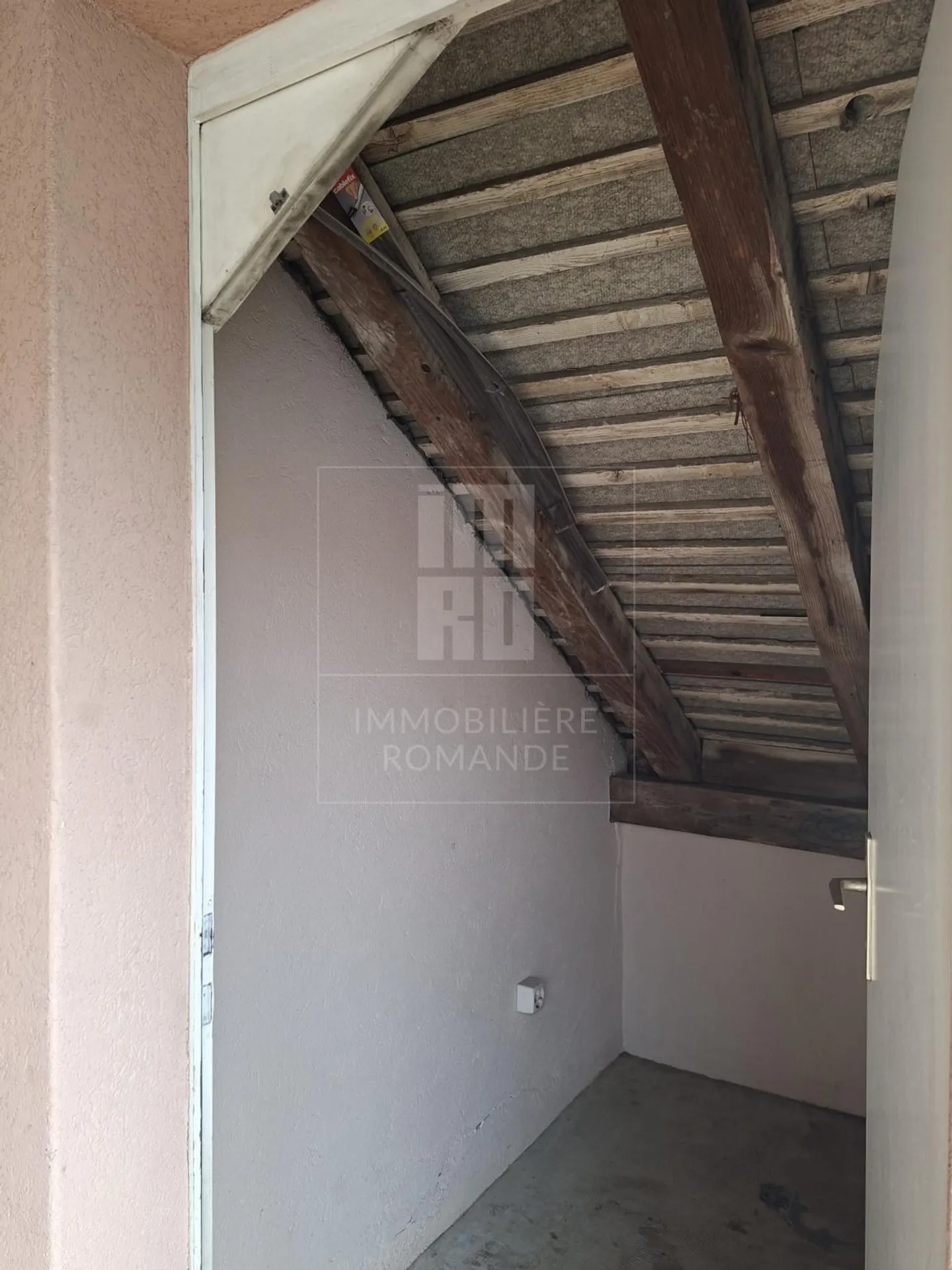 Charmante Wohnung in Corcelles - Foto 8 von 8