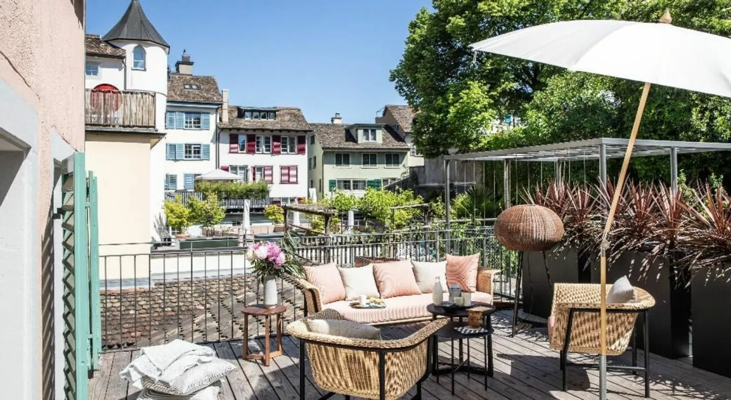 Appartamenti di lusso completamente attrezzati in un edificio storico nel centro città - Foto 1 di 21