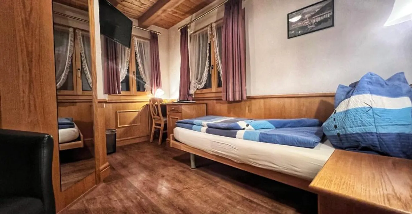 Charming Hotel in Central Location - Photo 2 of 7