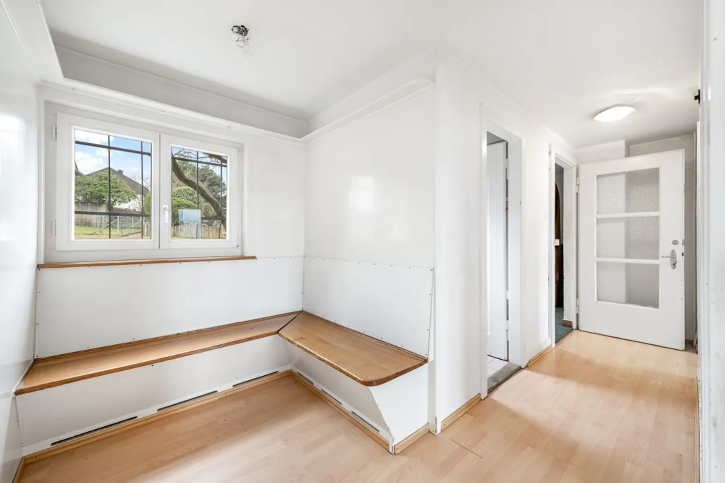 Seon: 6.5-Room Single-Family House with Land Reserve - Photo 9 of 10