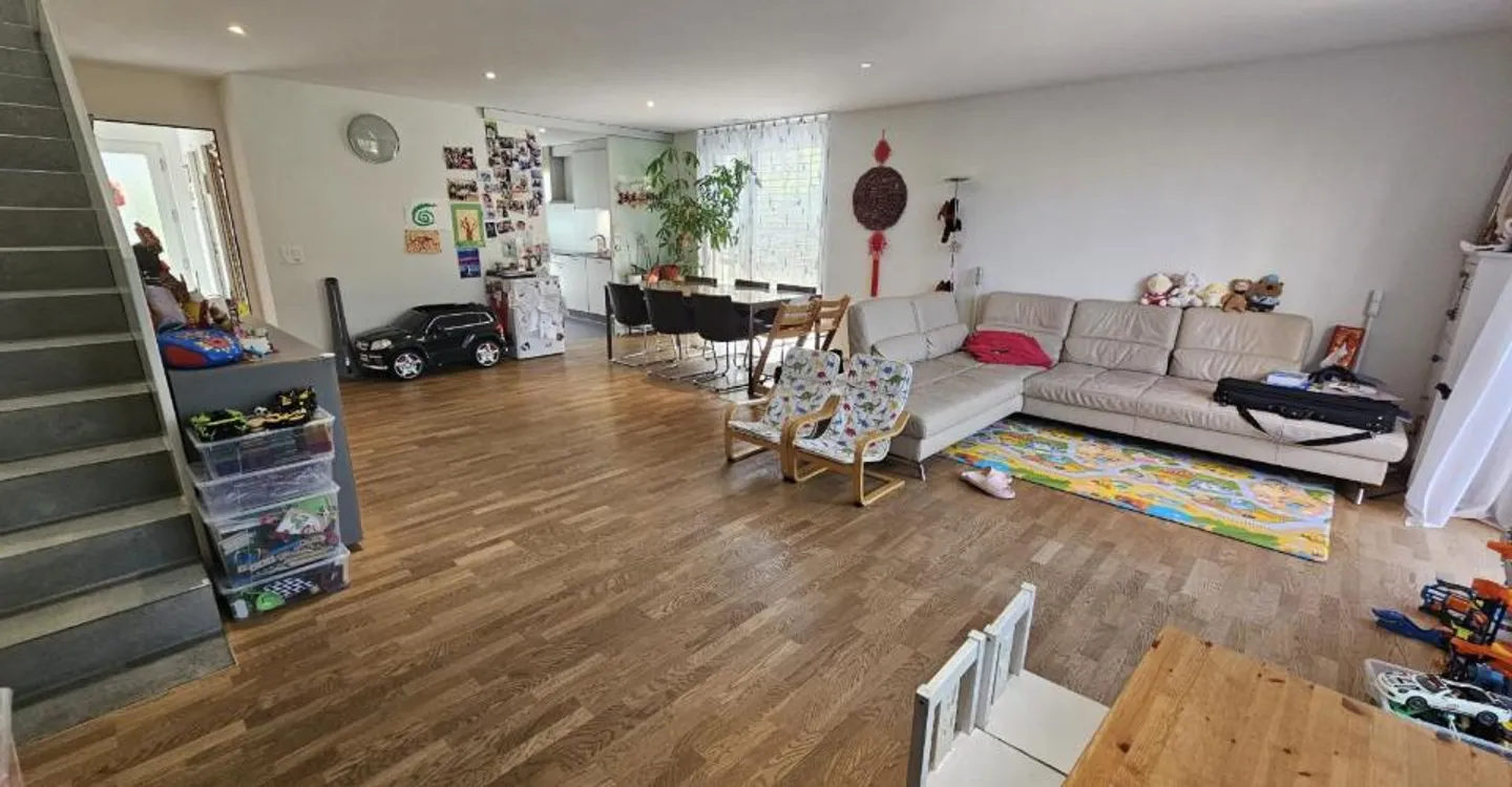 Family Home Near Delémont Station - Photo 4 of 13