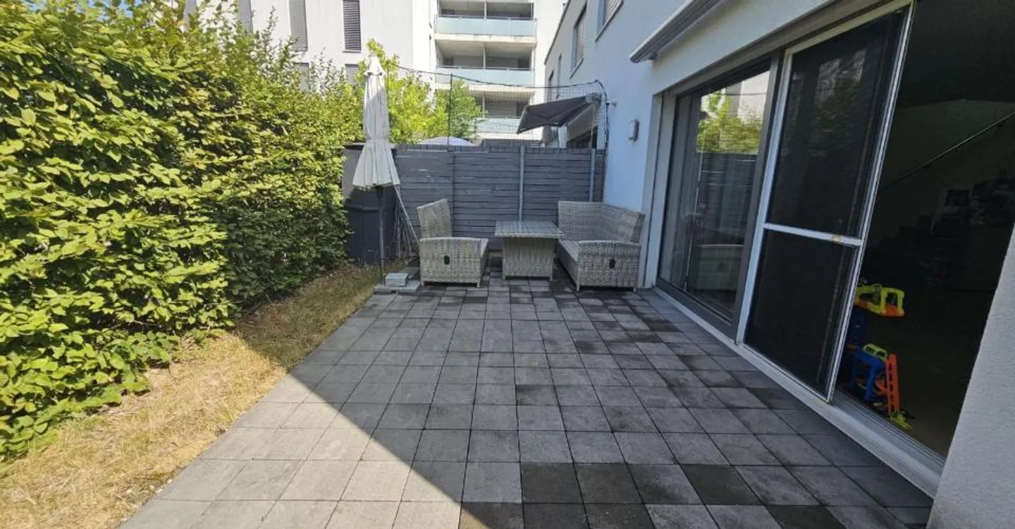 Family Home Near Delémont Station - Photo 7 of 13