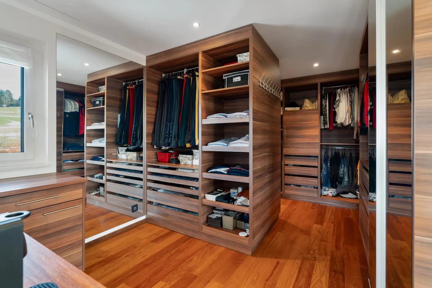 Prestigious residence with open panoramic views over the Gruyère region - Photo 12 of 15