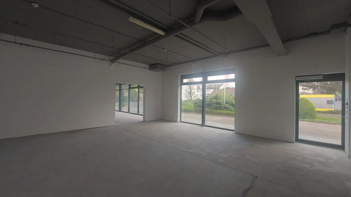 Spazio gastro di 300m2 in affitto! - Foto 11 di 12