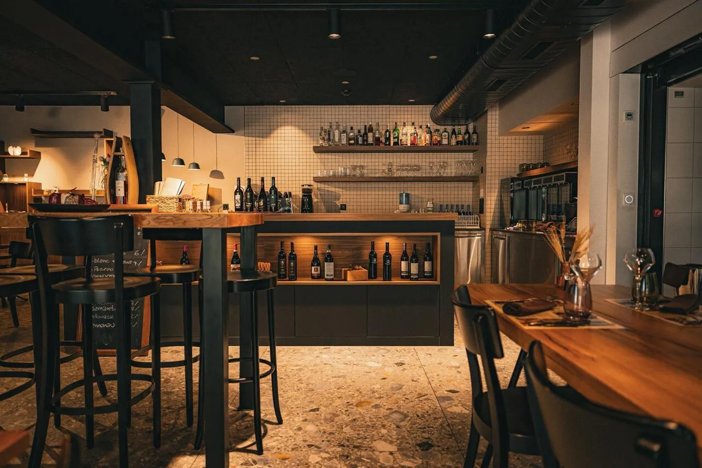 Very nice restaurant to take over in a rural setting - Photo 1 of 7