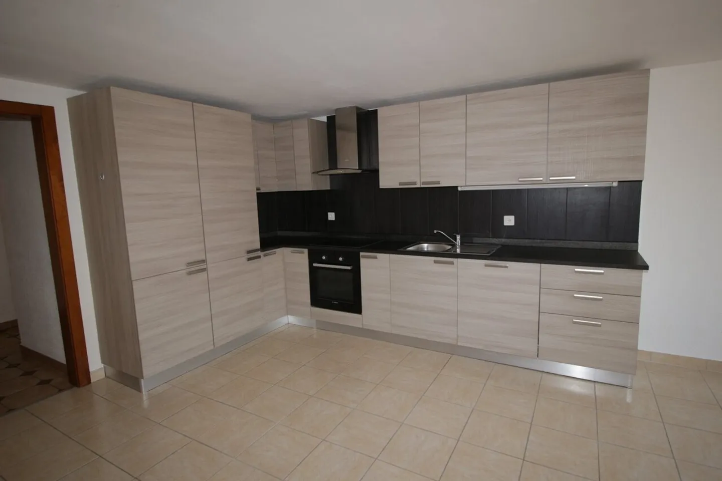 Superbe duplex sous les combles - Photo 2 sur 12