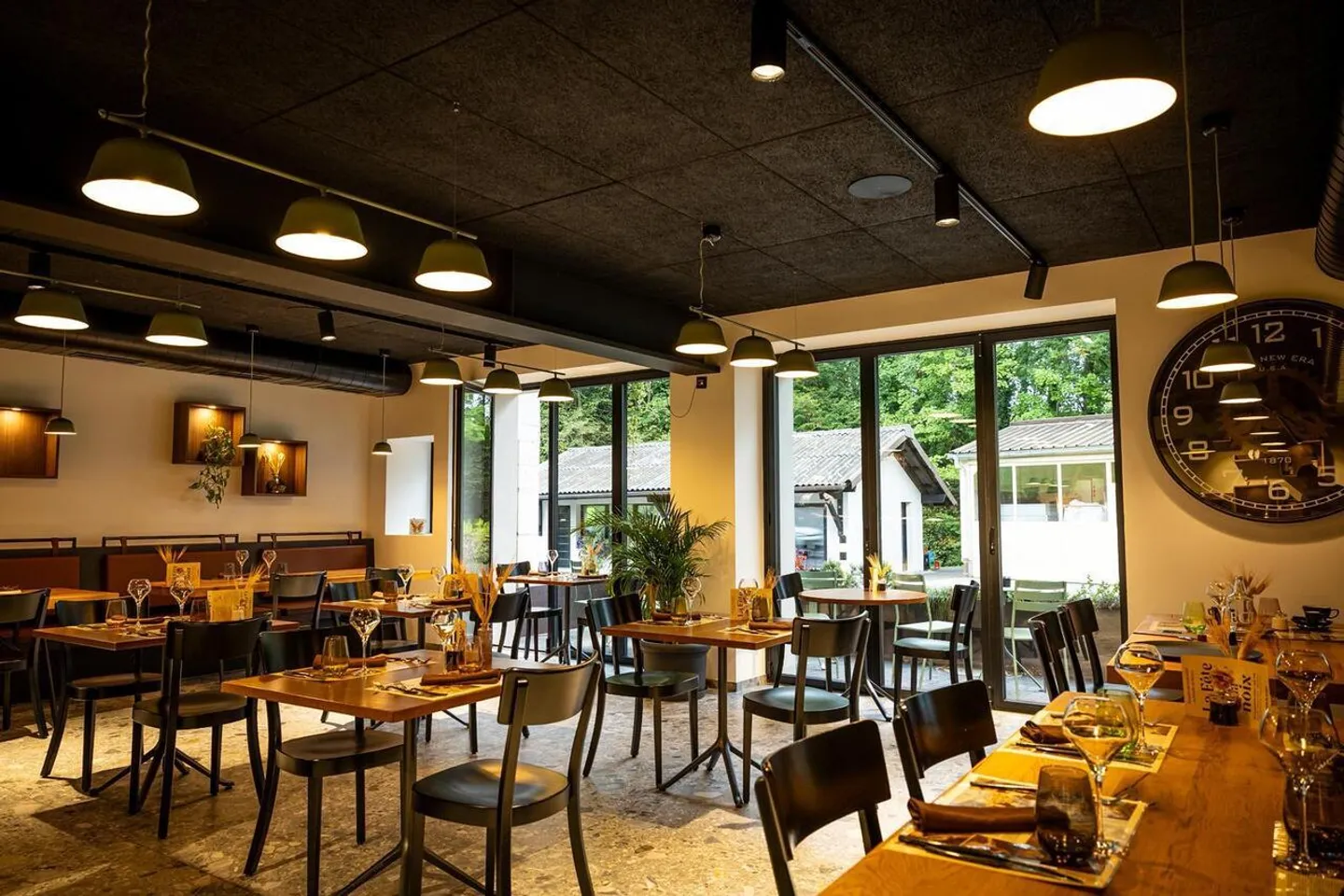 Very nice restaurant to take over in a rural setting - Photo 3 of 7