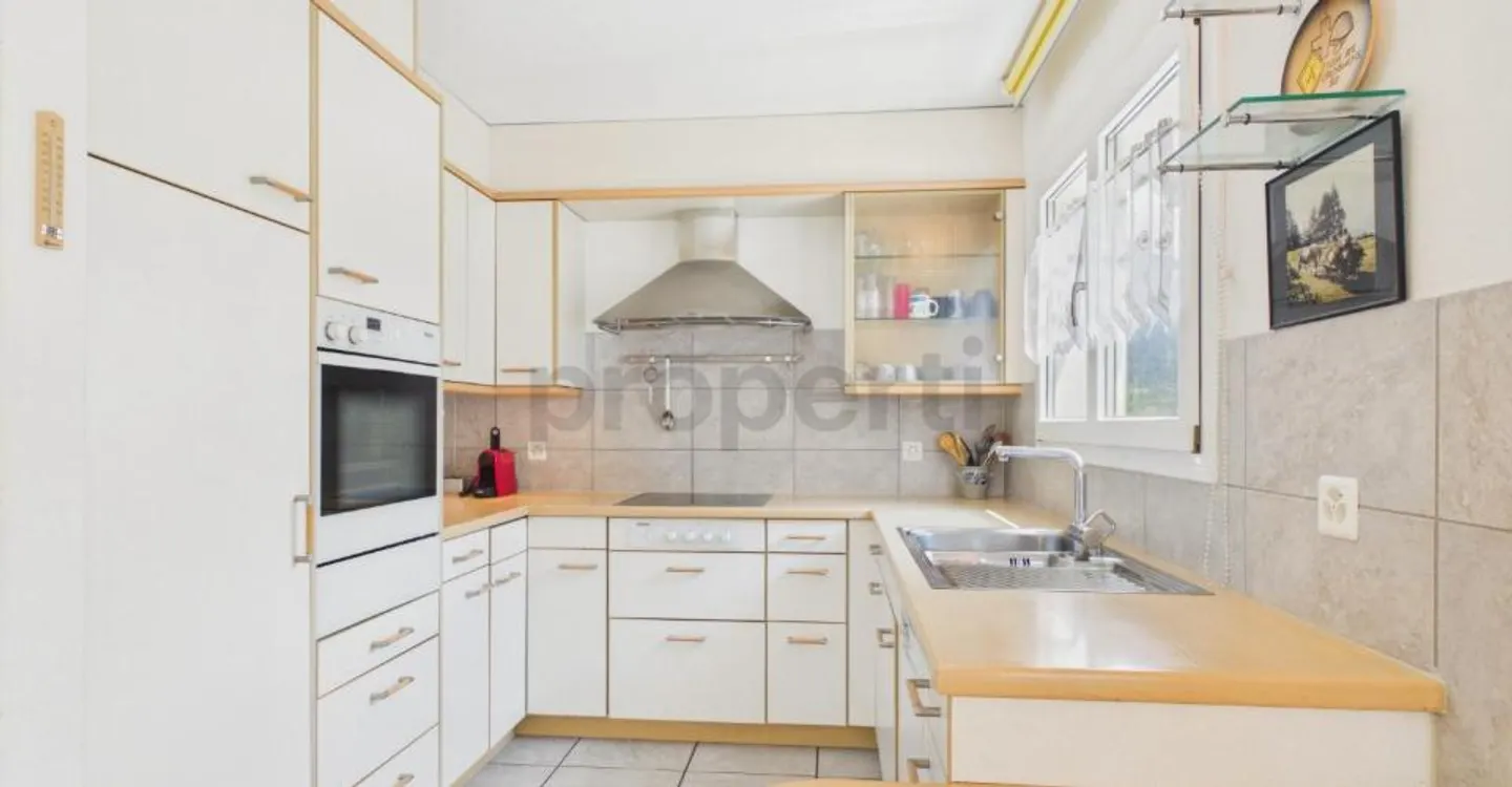 Ihr neues Zuhause mit Terrasse, Garten, Balkon und wunderbarer Aussicht - Foto 4 von 10