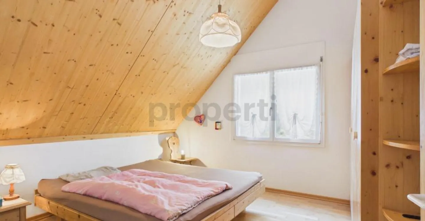 Ihr neues Zuhause mit Terrasse, Garten, Balkon und wunderbarer Aussicht - Foto 5 von 10