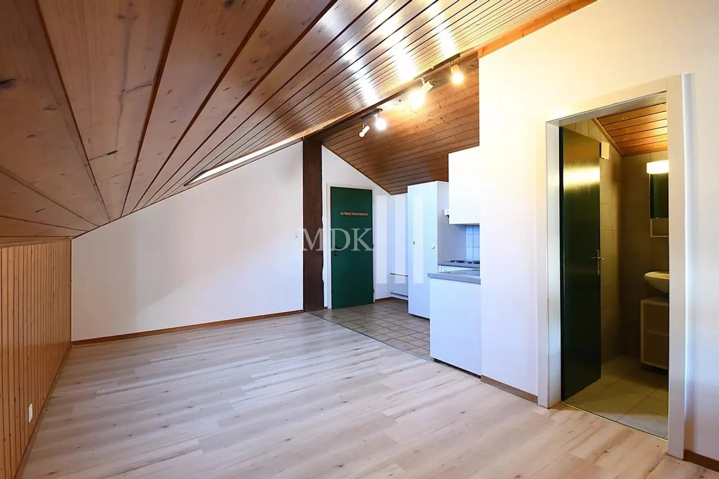 Studio - Foto 1 von 3