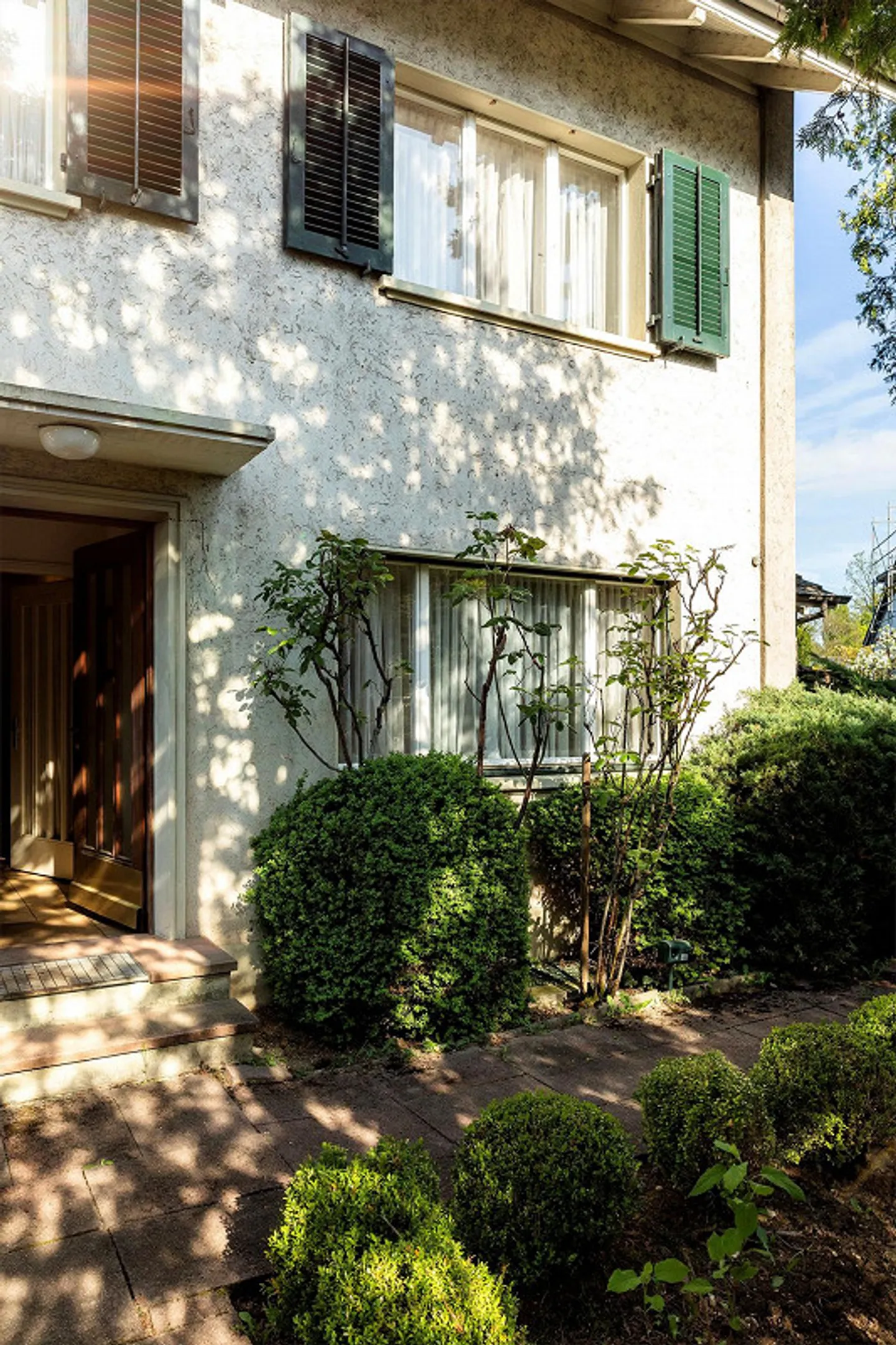 Grande maison individuelle avec garage double sur Bruderholz - Photo 1 sur 18