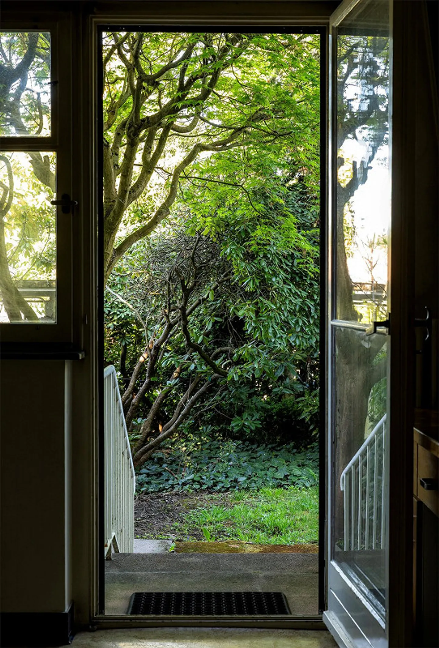 Grande maison individuelle avec garage double sur Bruderholz - Photo 4 sur 18